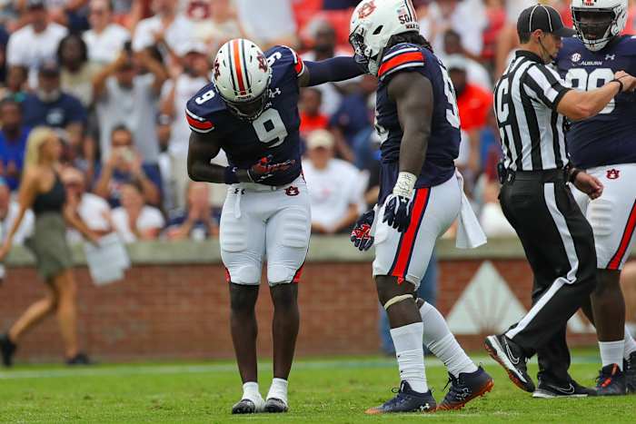 Eugene Asante vs UMass - Eric Starling/Auburn Daily